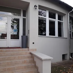 Vendégház Tenisz Vecsés